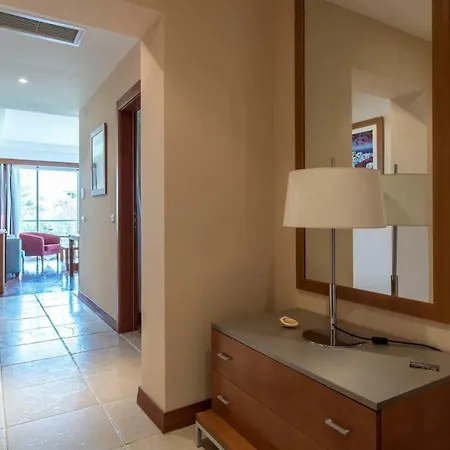 Appartement River View House
